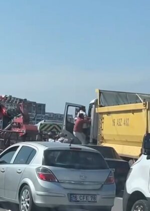 Kamyonetin tepesinde darp!