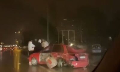 Kontrolden çıkan otomobil duvara çarptı