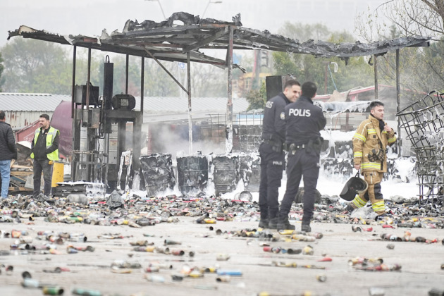 Geri dönüşüm tesisinde patlama