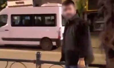 Türk bayrağını yakmaya çalışan şahıs yakalandı!