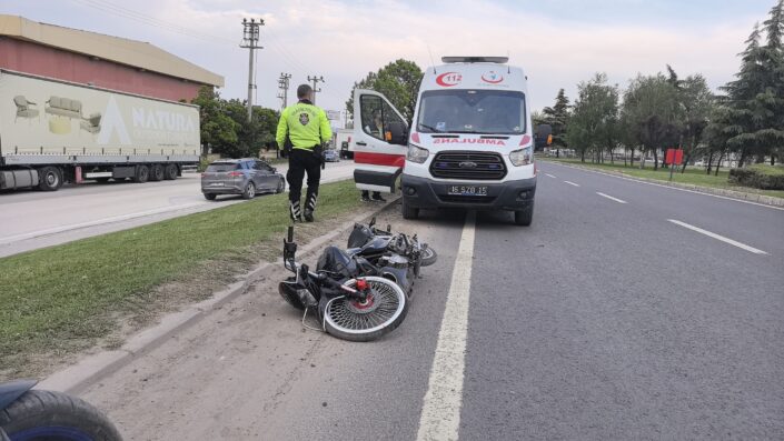Polisten kaçarken kaza yaptı