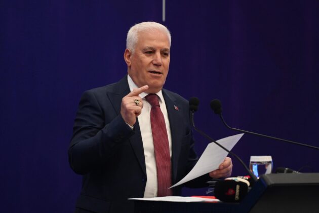 Bursa Büyükşehir derelerin temiz akması için çalışıyor