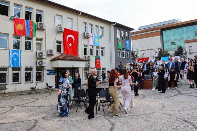 Bursa Uludağ Üniversitesi’nde hıdırellez coşkusu