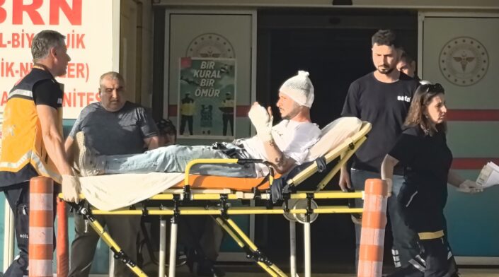 Bursa’da laf atma tartışmasında bıçakla yaralandı