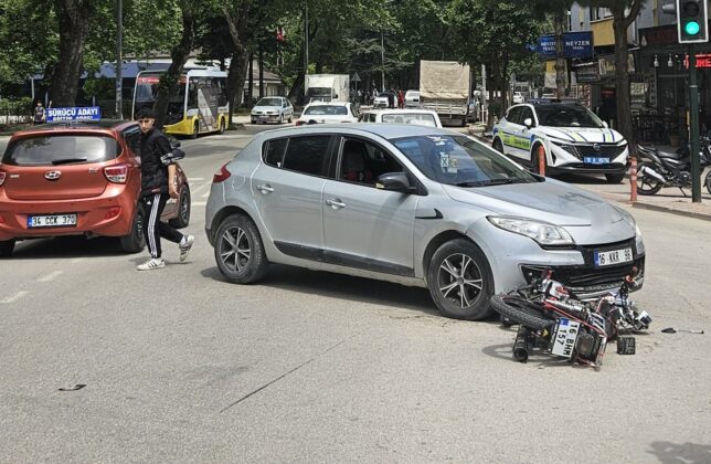 Bursa’da otomobille motosiklet çarpıştı