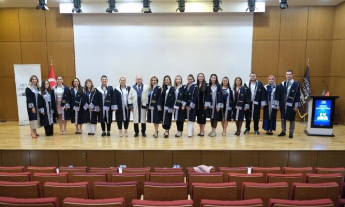 Mudanya Üniversitesi’nde öğrenciler mesleğe ilk adımını attı