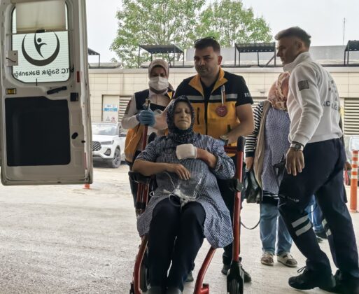 Bursa’da elini makineye kaptıran işçi yaralandı