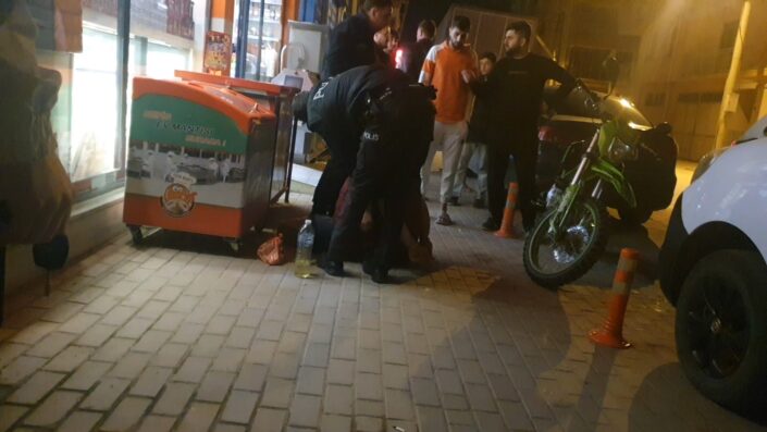 Bakkala kundak girişimi!