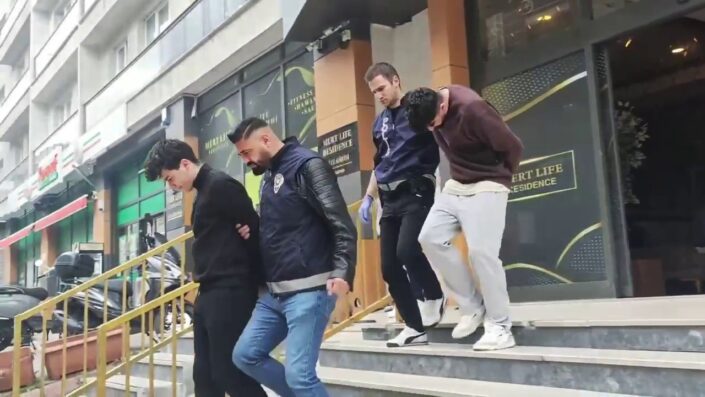 Bursa merkezli 4 ilde dolandırıcılık operasyonu