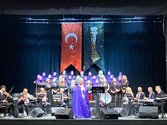 Otizm Anneler Korosu duygu dolu anlar yaşattı