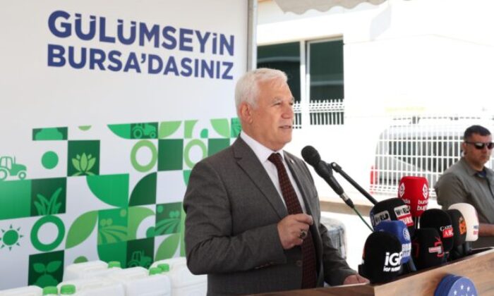 Bursa’da Dünya Çiftçiler Günü’nde üreticilere destek