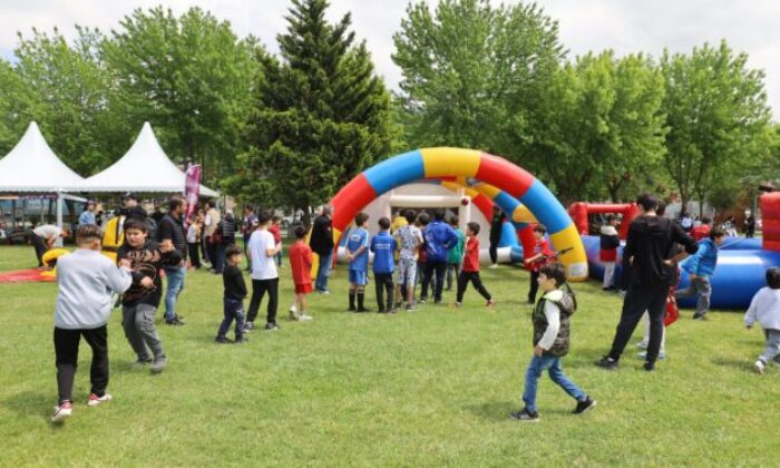 Bursa’da 19 Mayıs ‘Gençlik Şenliği’ ile kutlandı