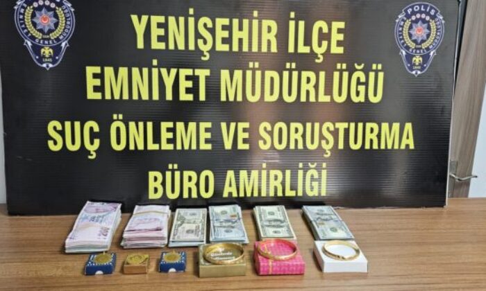 Bursa’da kocasından altınları saklamak için hırsızlık süsü verdi