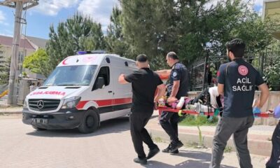 Demir korumalığa bacağı saplandı!