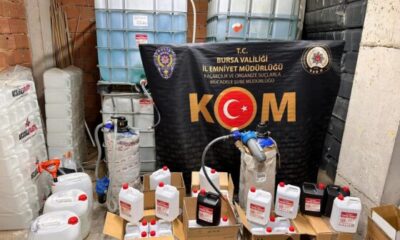 Bursa’da kaçak alkol ve tütün operasyonu