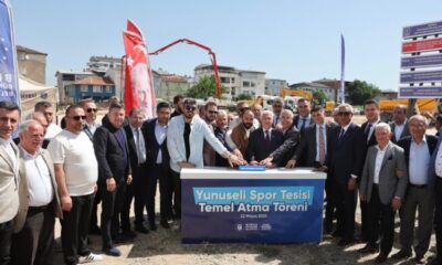 Bozbey gençlerin isteğini kırmadı, temeli attı