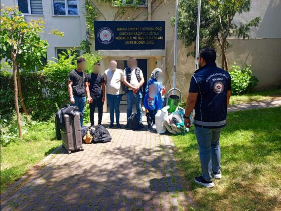 Bursa’da göçmen kaçakçıları kıskıvrak yakalandı