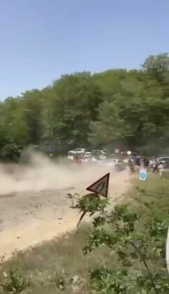 Ralli yarışında korku dolu anlar!