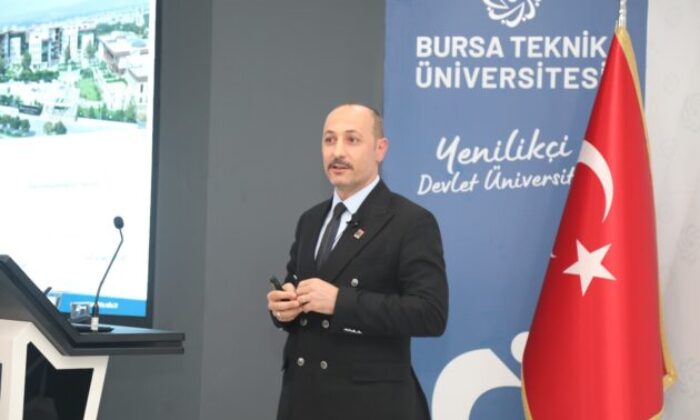 TÜBA Ödüllü Doç. Dr. Sarıcaoğlu, BTÜ’lü öğrencilerle buluştu