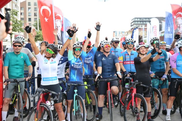 Gran Fondo Bursa, 750 sporcunun katılımı ile başladı