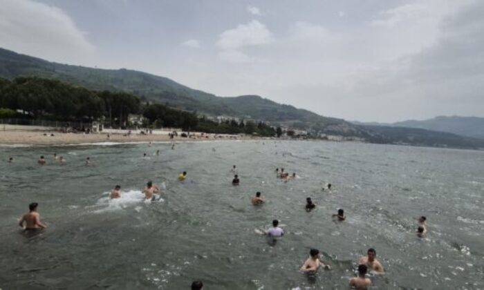 Bursa’da deniz sezonu açıldı