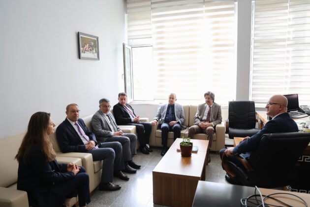 Bursa Uludağ Üniversitesi’nde görev değişimleri