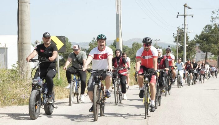 Bisiklet tutkunları Yenişehir’de doğa ve çevre için pedal çevirdi