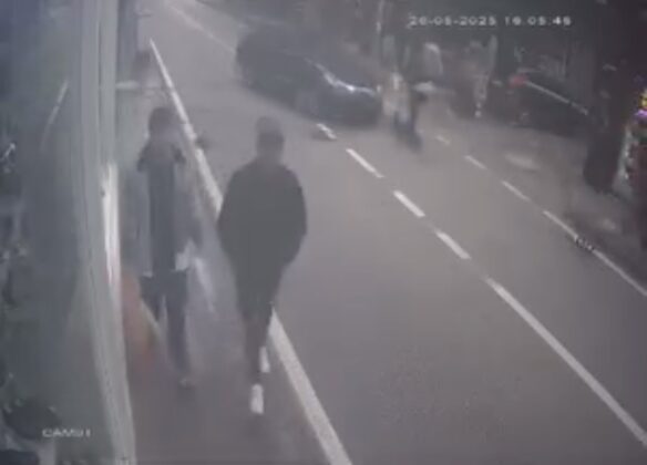 Ani dönüş yaptı, scooter sürücüsüne çarptı