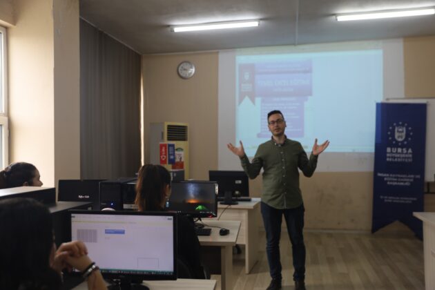 Büyükşehir’den üniversite öğrencilerine destek