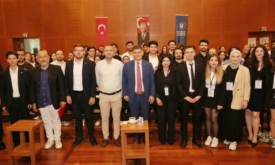 Doç. Dr. Ergül Halisçelik, üniversite öğrencileri ile buluştu