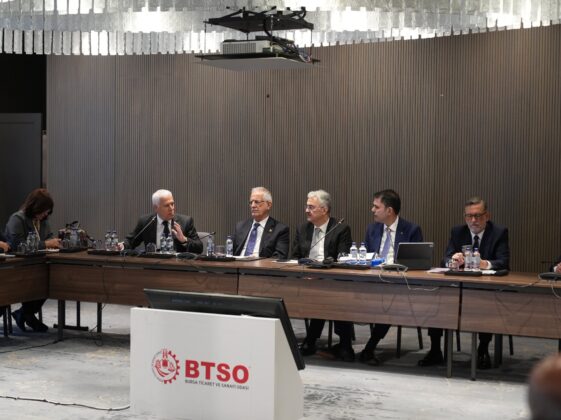 Bakan Kurum Bursa’da konuştu: Deprem dönüşümün hızlanması şart