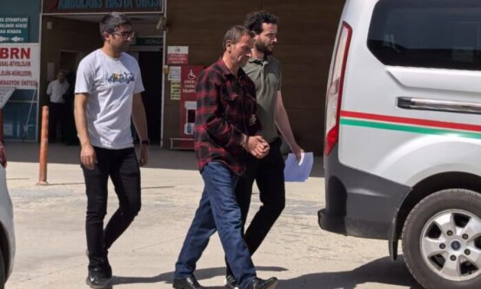 Polislere baltayla saldıran şahıs tutuklandı