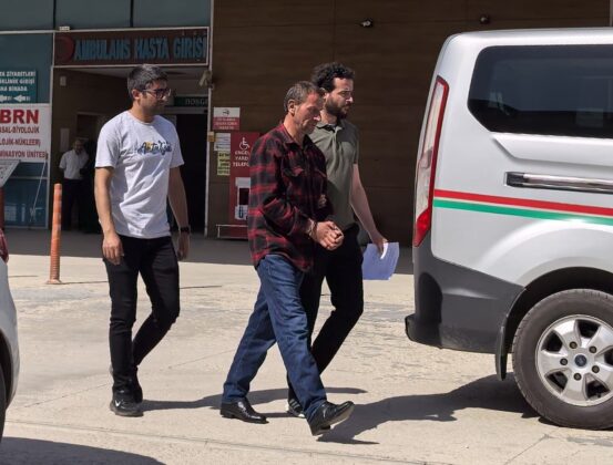 Polislere baltayla saldıran şahıs tutuklandı