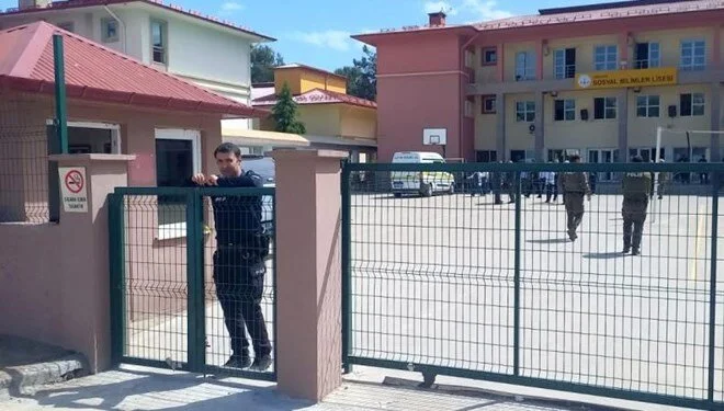 Giresun’da bir lisede iki kadın öldürüldü!