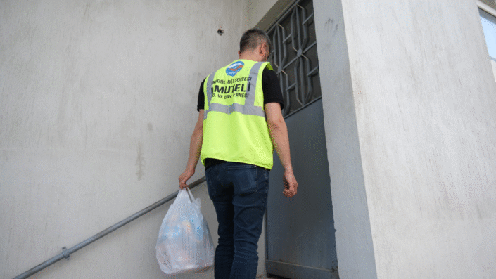 İnegöl Belediyesi’nden 365 gün sıcak yardım
