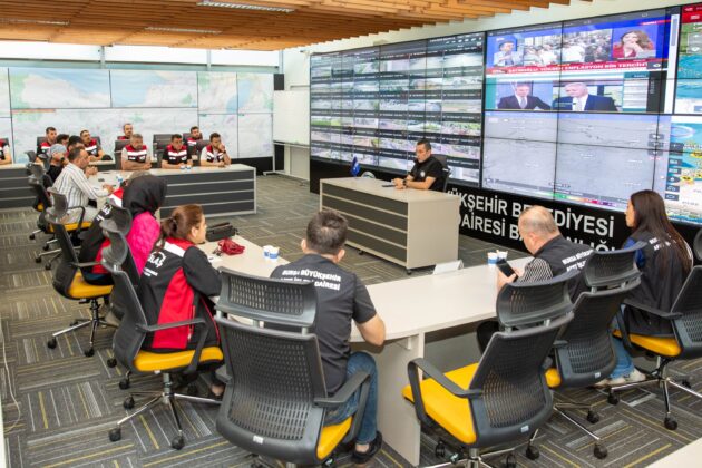 BUSKİ ve BURULAŞ arama kurtarma ekipleriyle istişarede bulundu