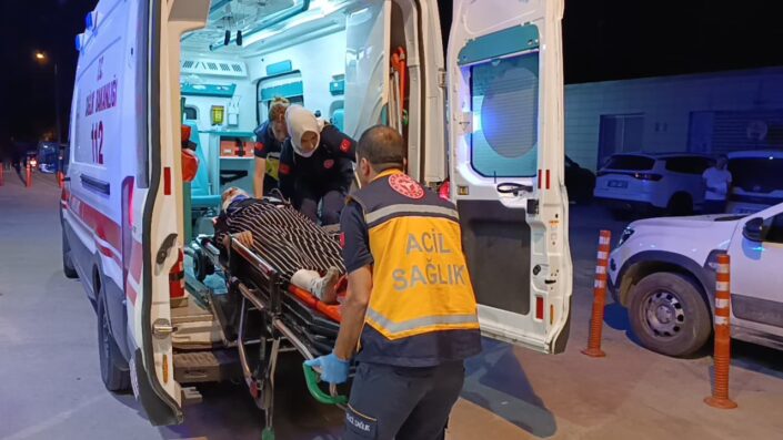 Bursa’da yolun karşısına geçmeye çalışırken ağır yaralandı