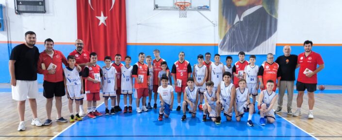Down Sendromlular Basketbol Milli Takımı’ndan Yeşim Spor’a ziyaret