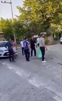 Bursa’da kaza sonrası bıçaklı kavga!