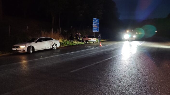 Bursa’da otomobiller çarpıştı: 2 kişi yaralandı