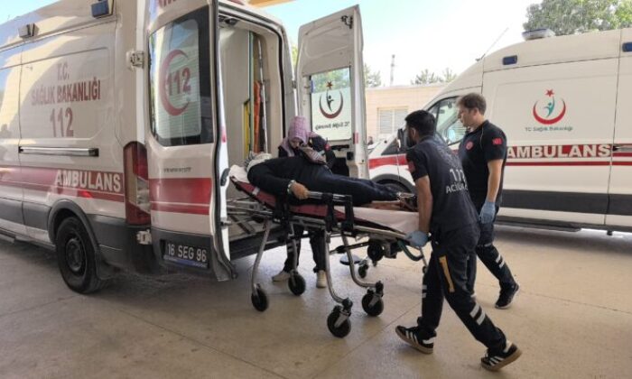 Bursa’da otomobiller çarpıştı: 4 kişi yaralandı