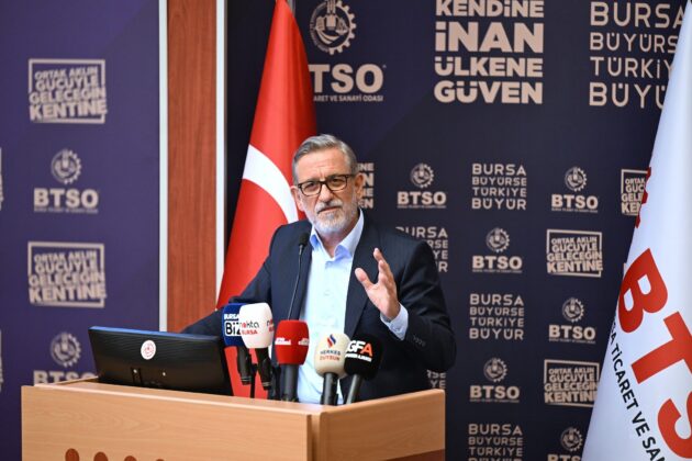 Başkan Burkay: İş dünyasının önünü açacak projeleri üretmek zorundayız