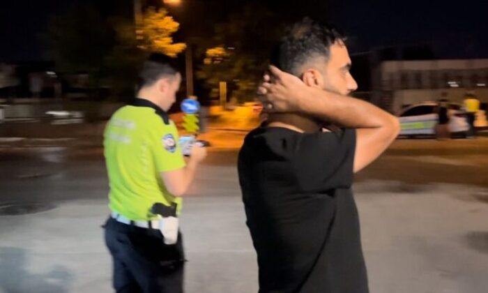 Bursa’da ehliyetini kaptırınca kendine bela okudu!