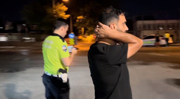Bursa’da ehliyetini kaptırınca kendine bela okudu!