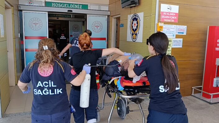 Çatıdan düşen işçi yaşam savaşını kaybetti