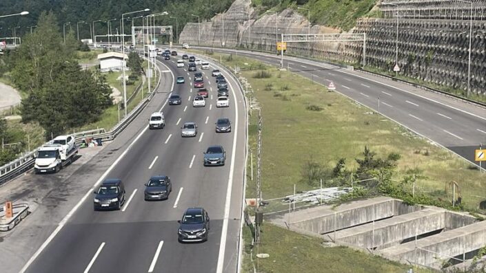 Sürücülere “yorgun ve uykusuz yola çıkmayın” uyarısı