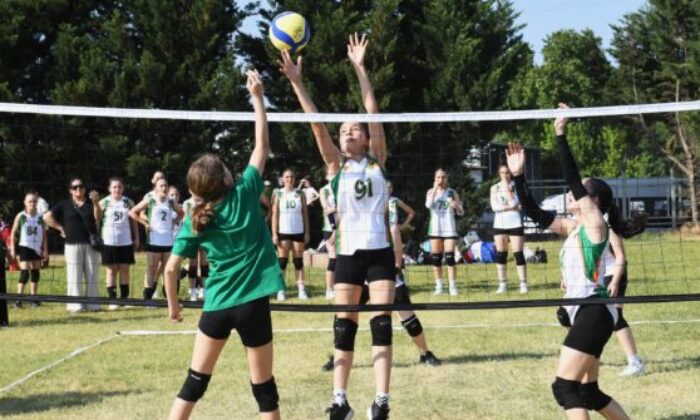 Genç voleybolcuların kalbi Osmangazi’de attı