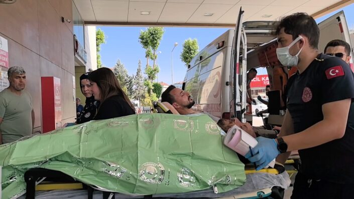 Doğalgaz hattı patladı: 4 kişi yaralandı