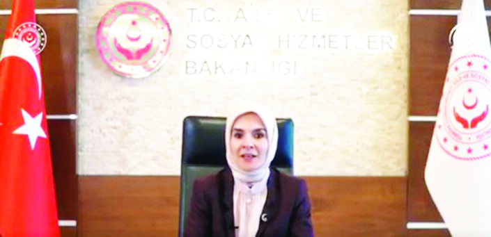 Bakan Göktaş:  “Koruyucu ailelik, en kıymetli taşlardan biridir”