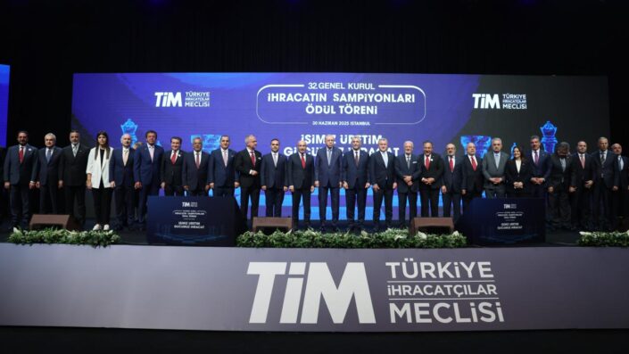 İhracat şampiyonları ödüllendirildi